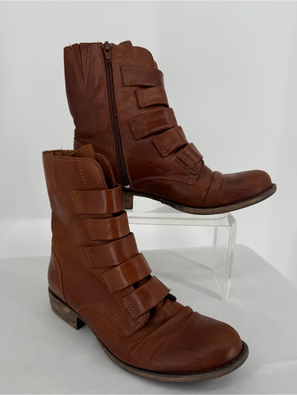 Miz Mooz Leighton Brown Leather Strap Ankle Boots Size 8 NWT No Box
